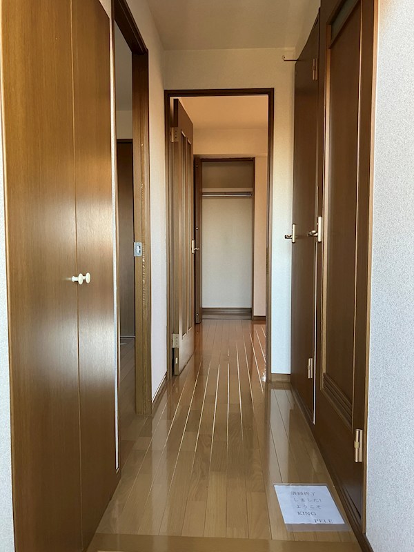 キング・ペレ 玄関