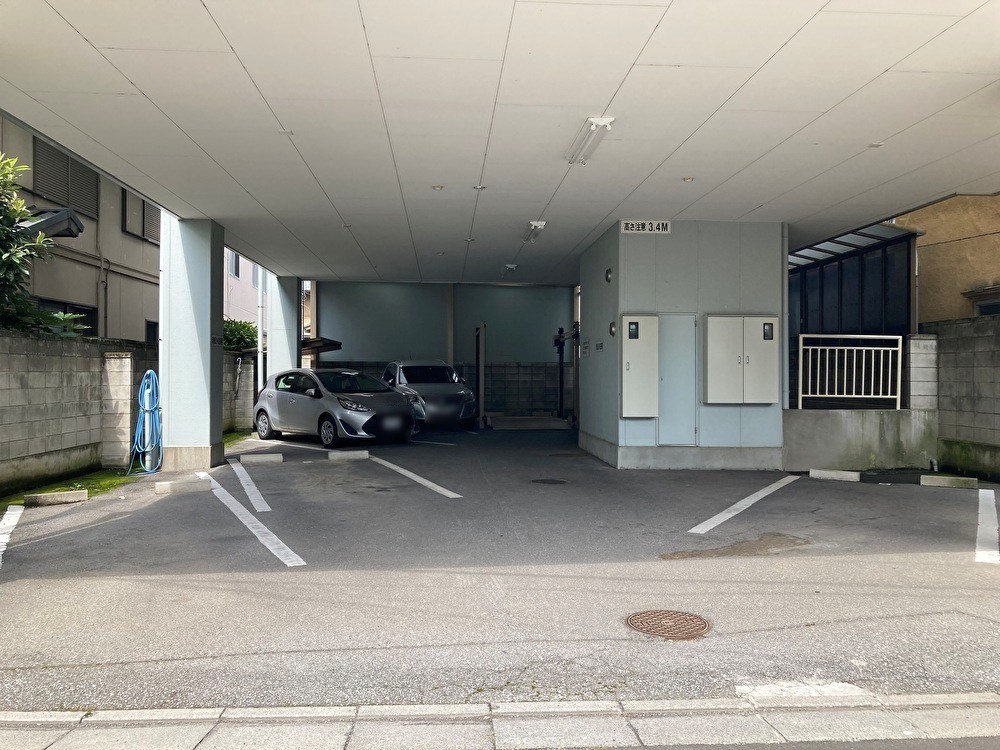 江戸屋ハイツ 駐車場