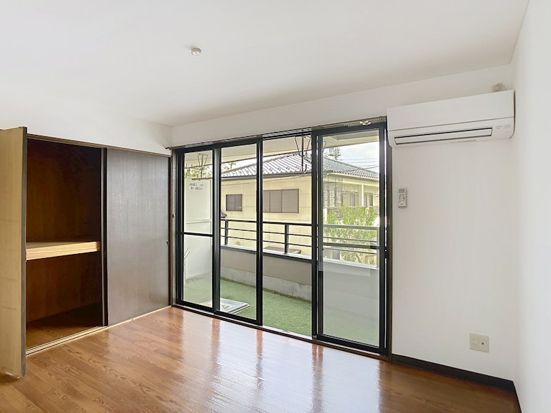 イステートハイツ中戸祭 ベッドルーム