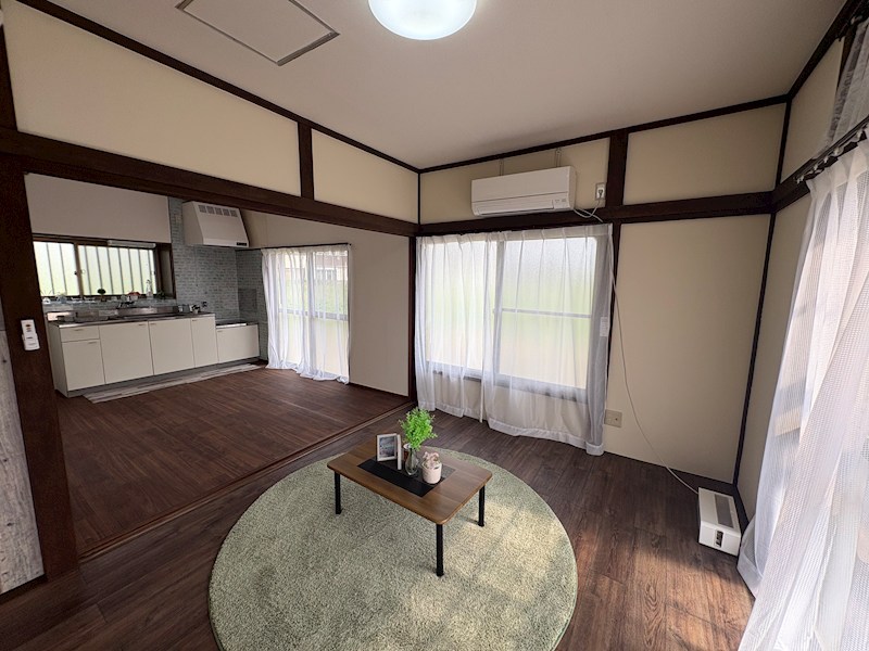千駄塚戸建 リビング