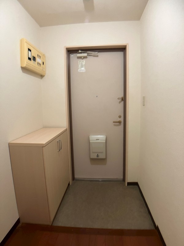 ハーネス戸祭 玄関