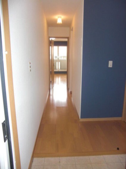 Bステージ　C 玄関