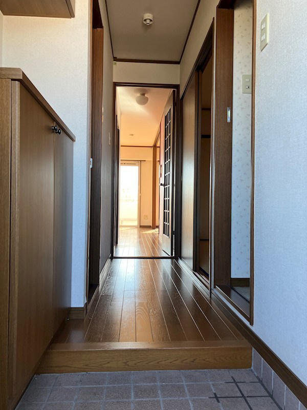 優泰佳ガーデンコート 玄関