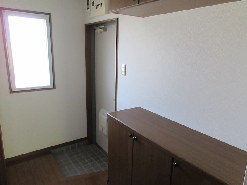 優泰佳ガーデンコート 玄関