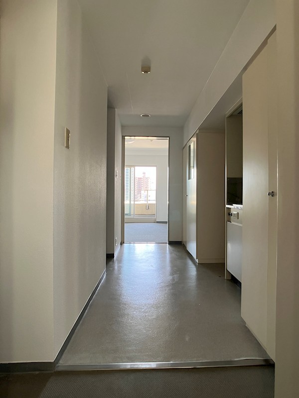 久保井マンション 玄関