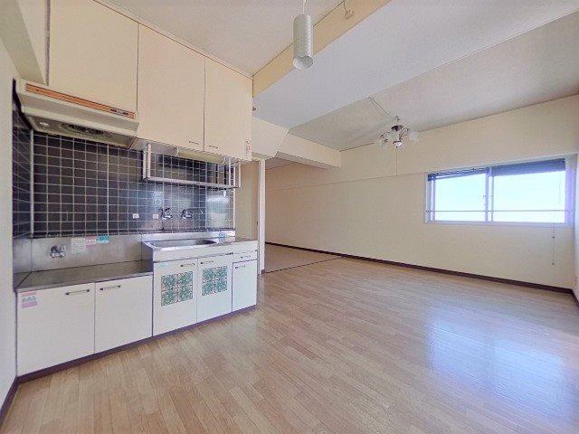 ソーラーハイツあづさ リビング