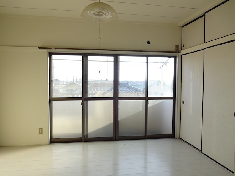 アリシア リビング