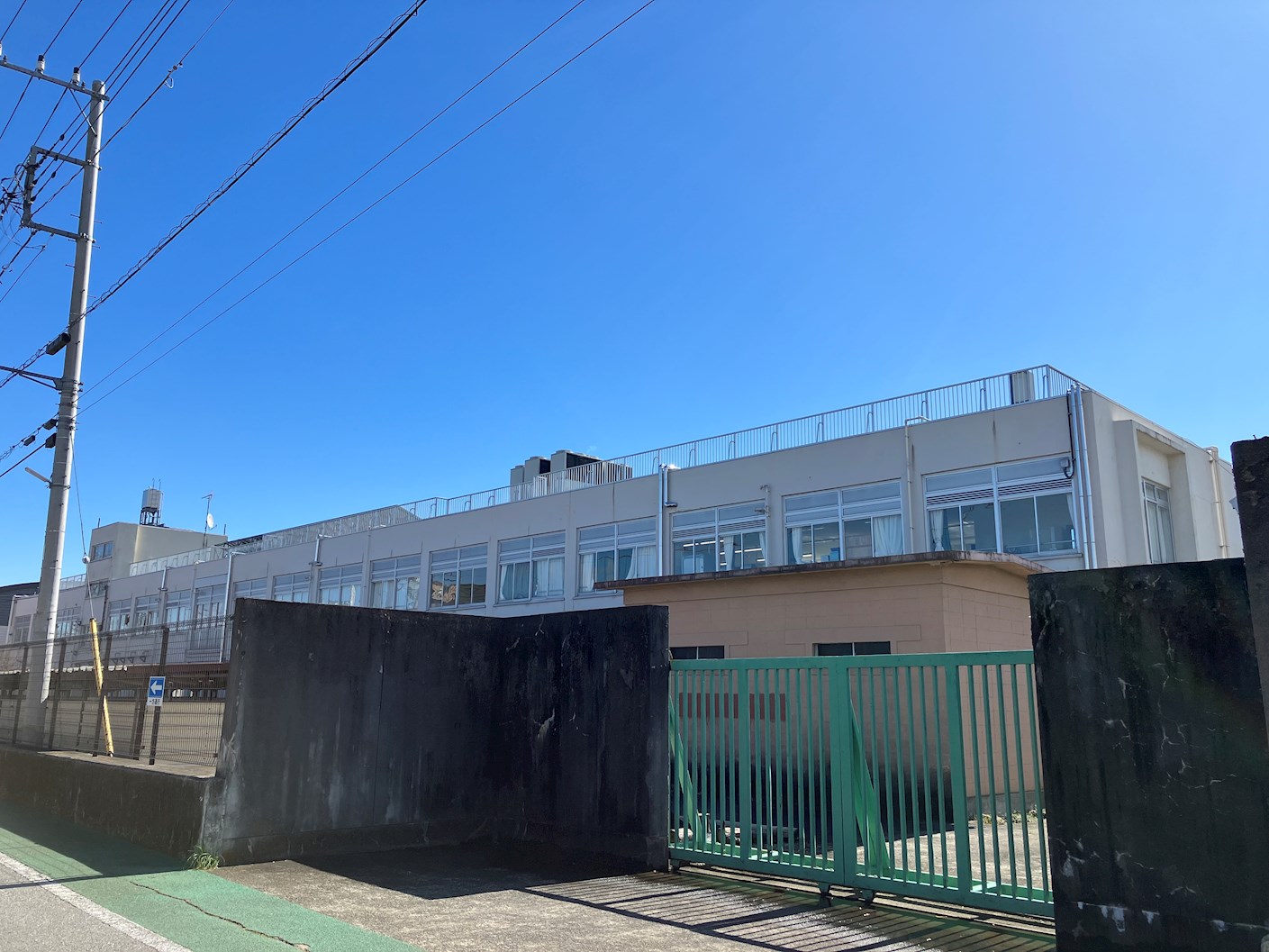 サクラアビタシオン 小学校