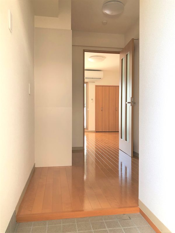 アローステートⅡ 玄関