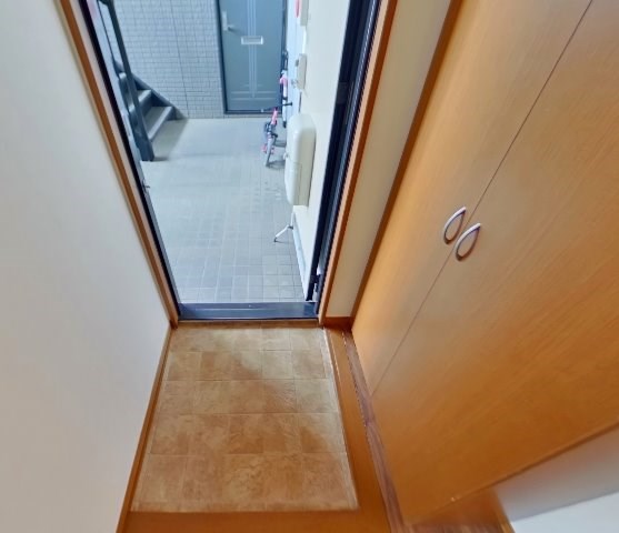 エスポワール今泉 玄関