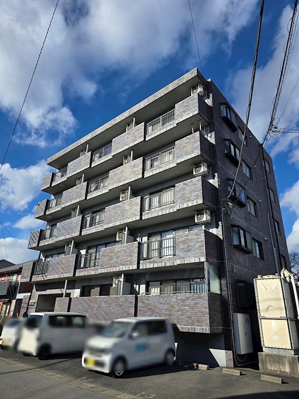 エルミオーレ 201号室 外観