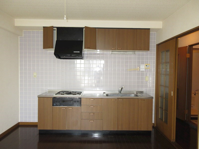 ベルヤナゼ キッチン