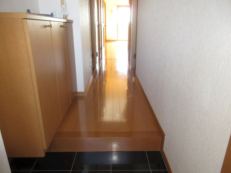 材木町ヴィラージュマンション 玄関