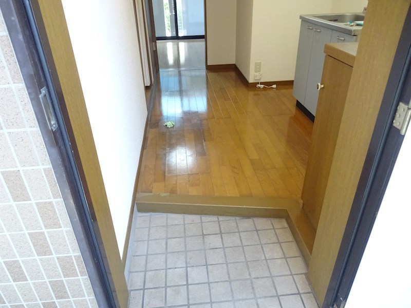 チーズコート 玄関