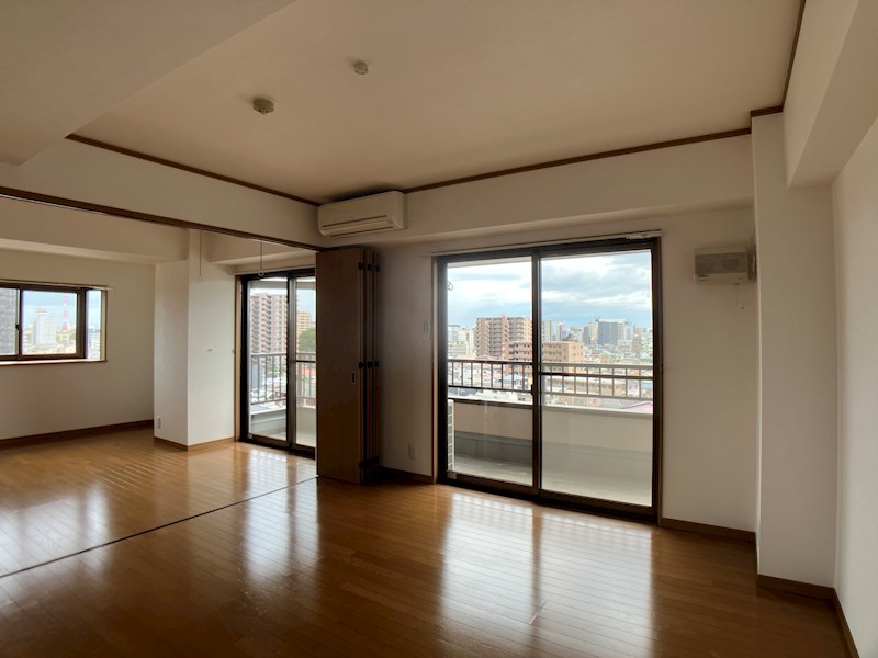 アルファレジデンス駅東 リビング