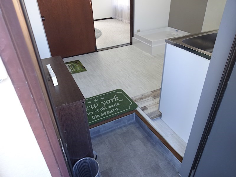 舘野コーポ 玄関