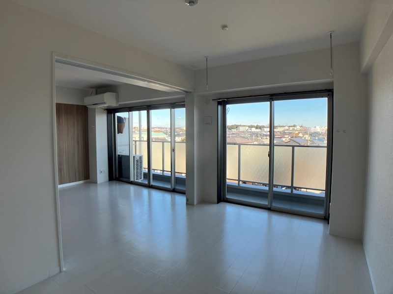 PLACIDES その他16