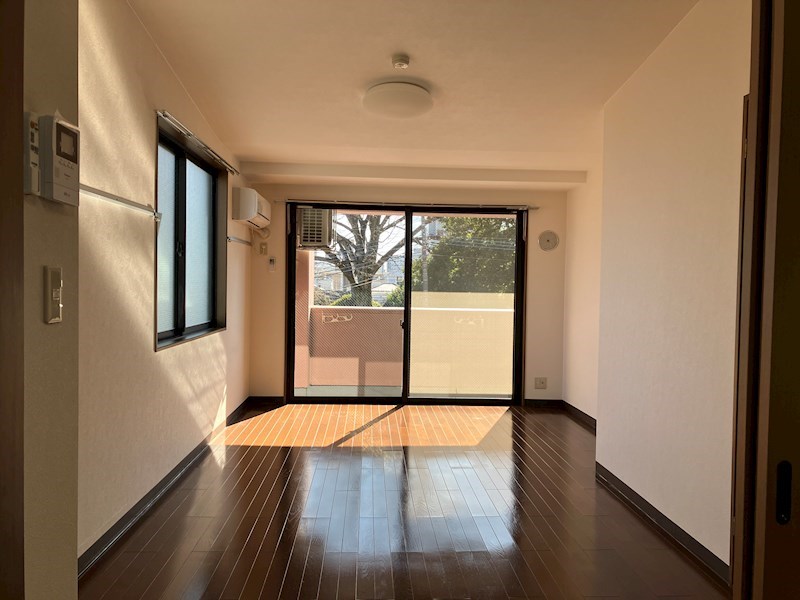 ラベニール リビング