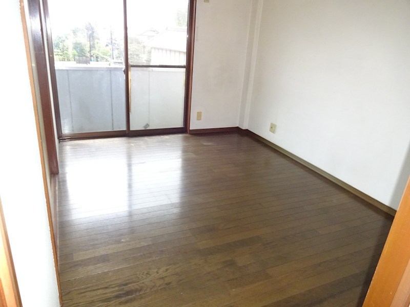 シャイニングマンション リビング