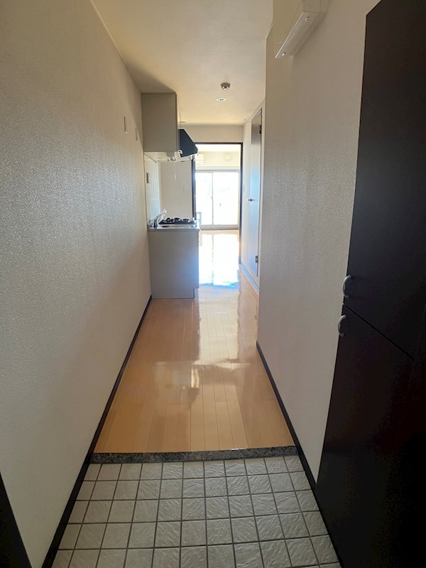 ロイヤル金信Ⅳ 玄関