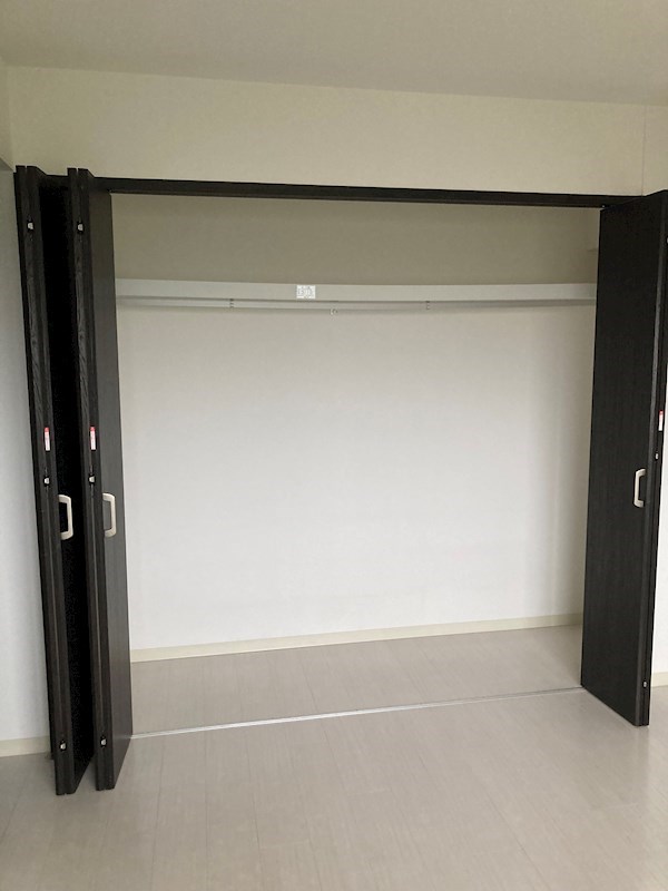 PLACIDES その他14