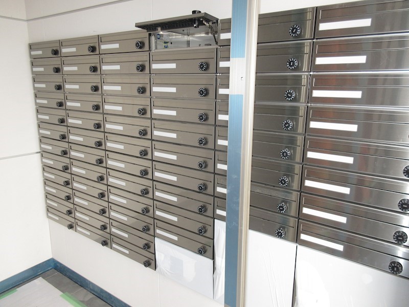 PLACIDES その他23