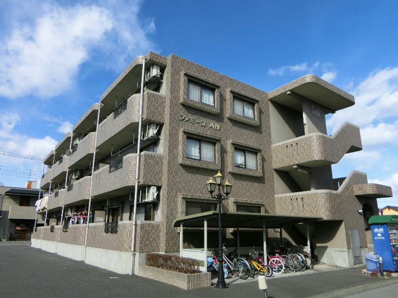 ファミーユA棟 203号室 外観