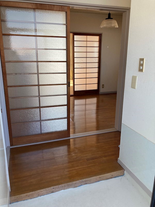 シャンポール双葉 玄関