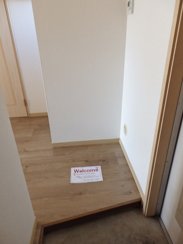 コモドハイツ 玄関