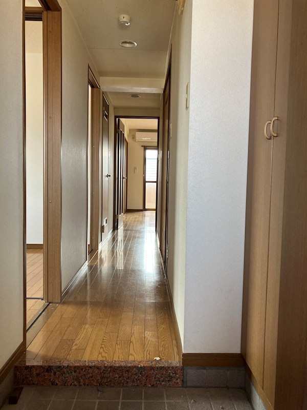 清和マンション 玄関