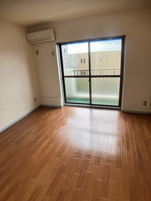 戸祭ハイツ ベッドルーム