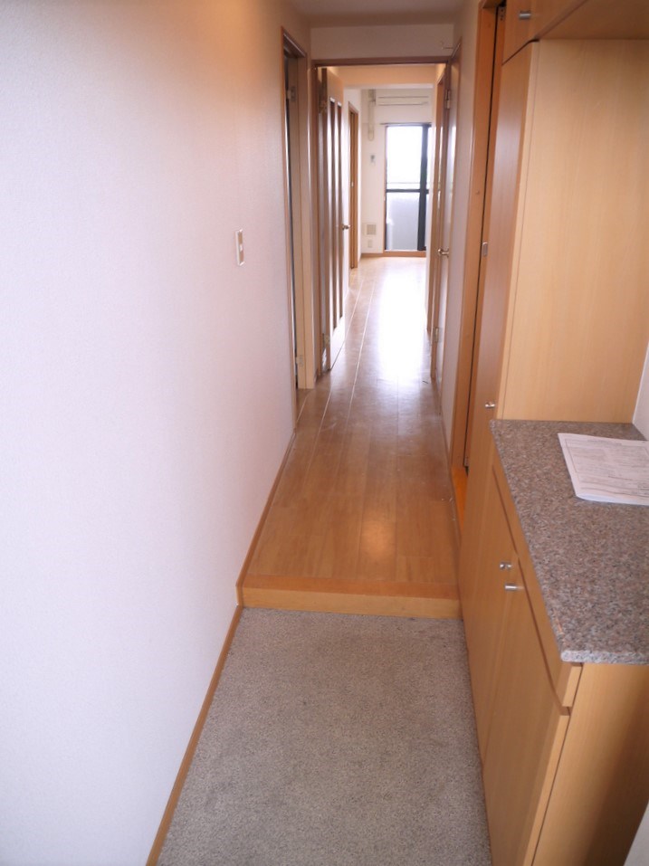 アビタシオンピーノ 玄関