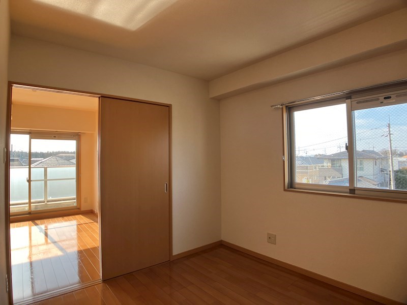 ゴールドライフマンション宇都宮 ベッドルーム