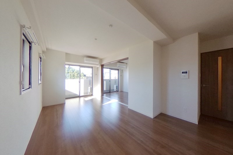 ソレイユ御蔵町 リビング