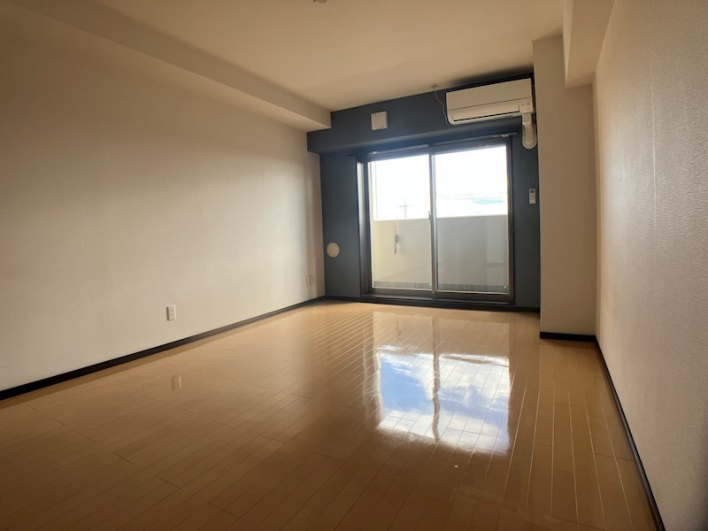 ロイヤル金信Ⅳ リビング