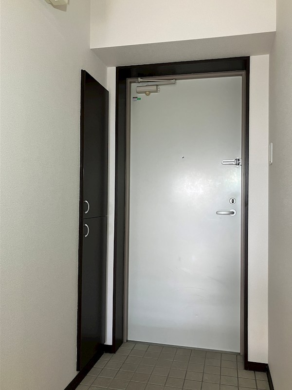 ロイヤル金信Ⅳ 玄関