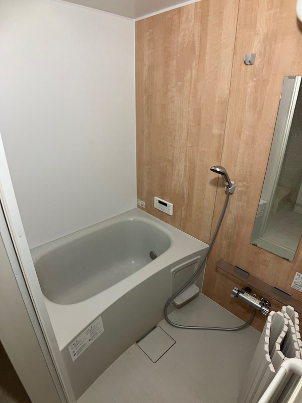 Monstera　(モンステラ) 風呂画像