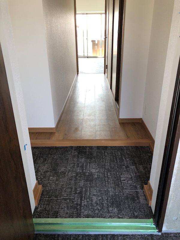 ルアナコート 玄関