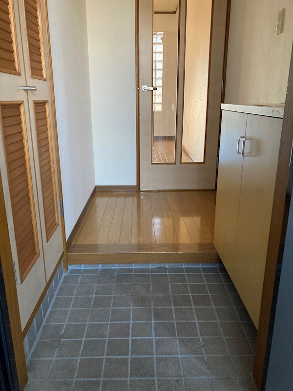 ブランルージュ元今泉 玄関