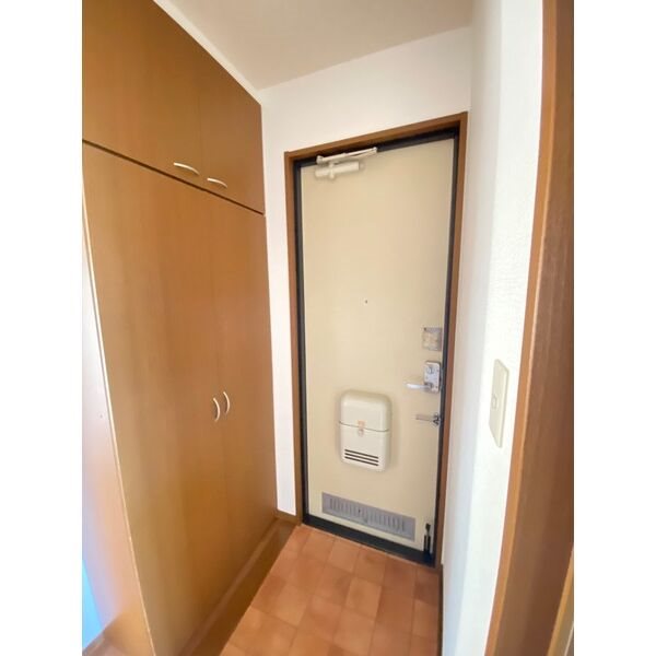 エスポワール今泉 玄関