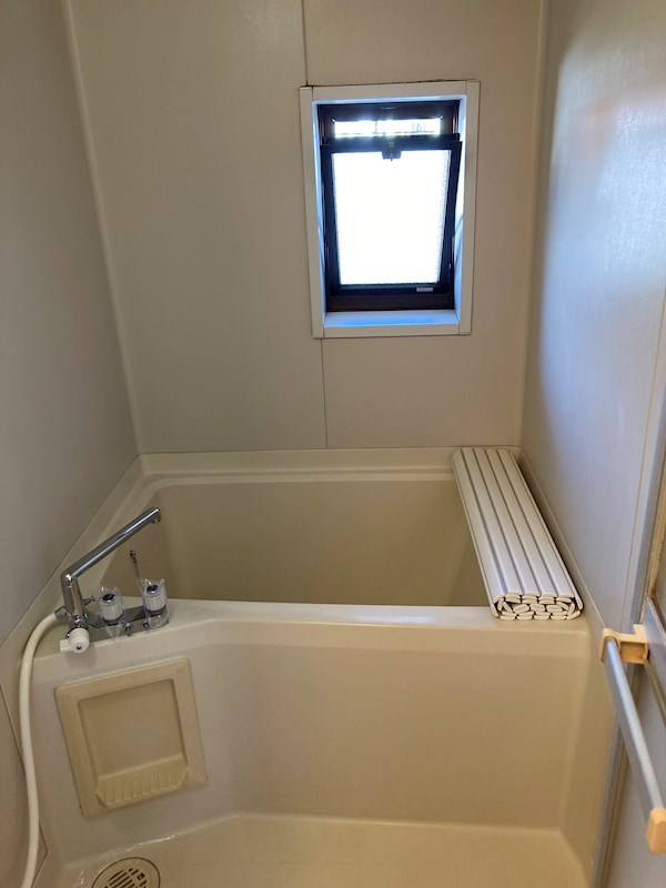 T，House 風呂画像