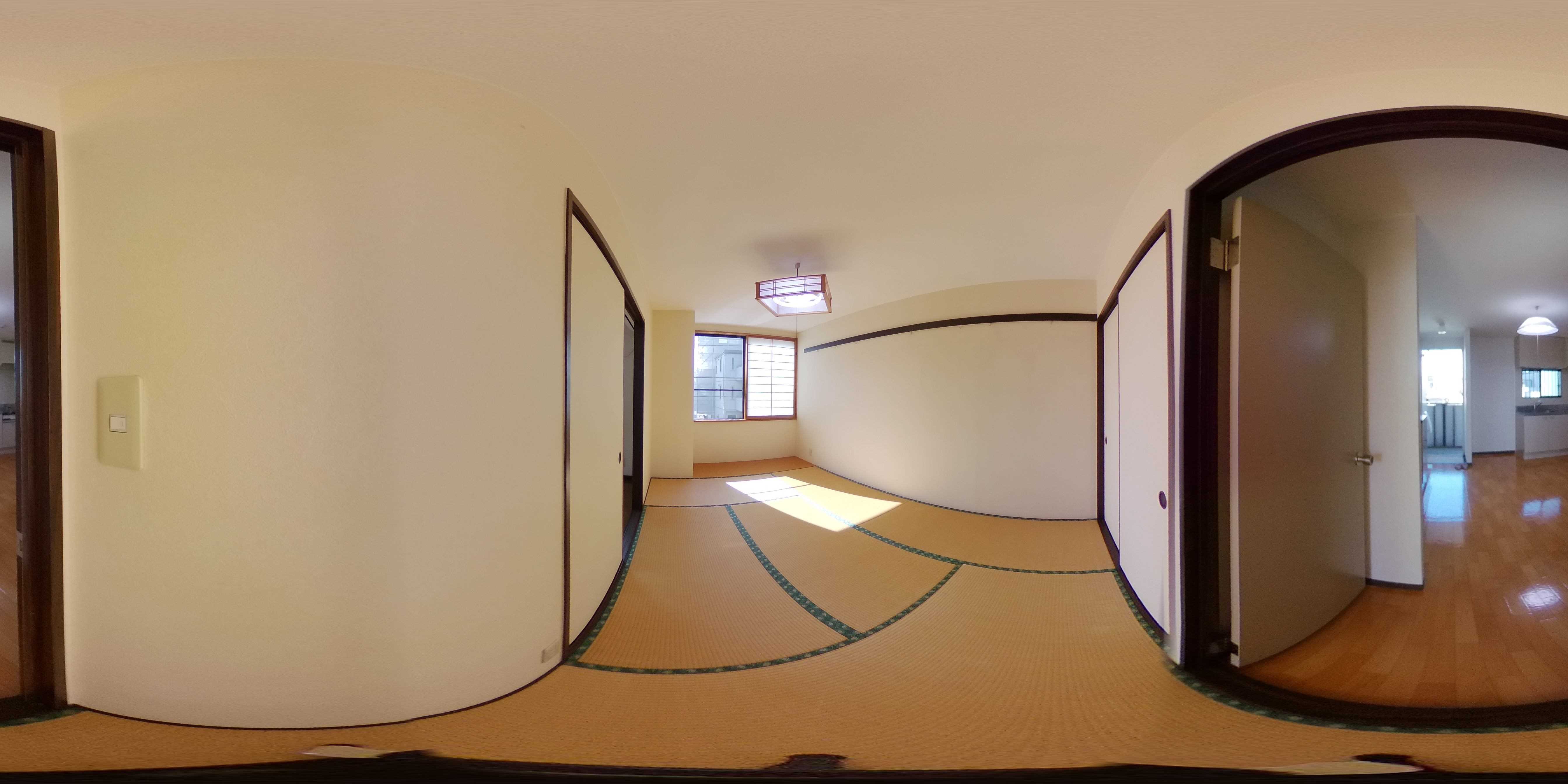 T，House 和室