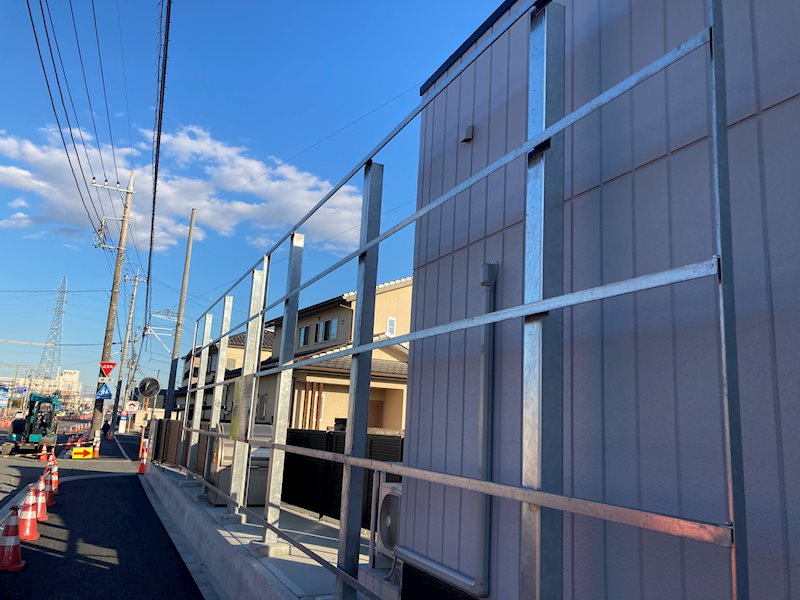 ロイヤル金信Ⅰ敷地内貸看板 4区画号室 外観