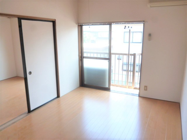 メゾンクマクラ リビング