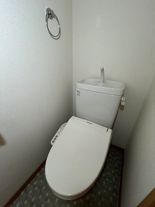西壱番館tei トイレ