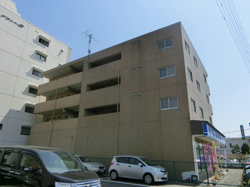 Quattro Selene 205号室 外観