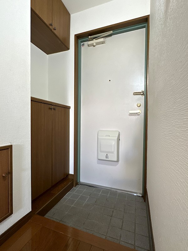 優泰佳ガーデンコート 玄関