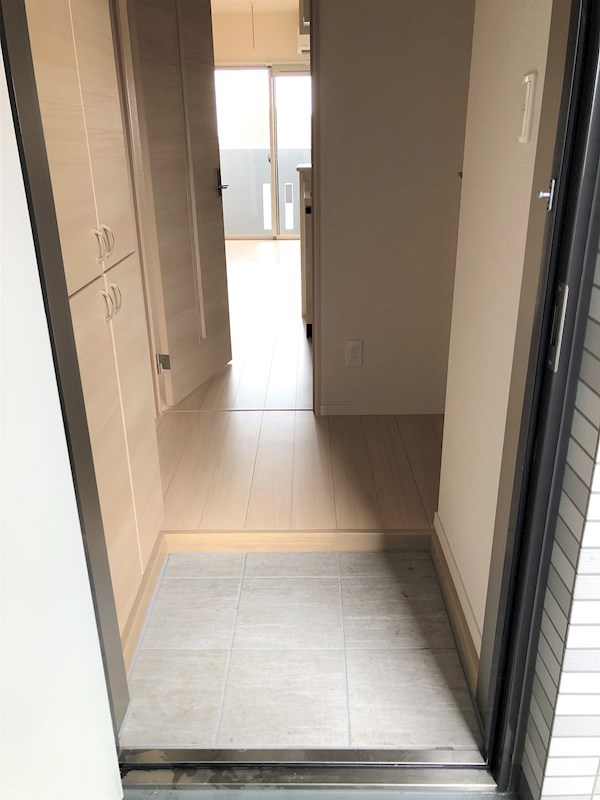 グランバロン イースト 玄関