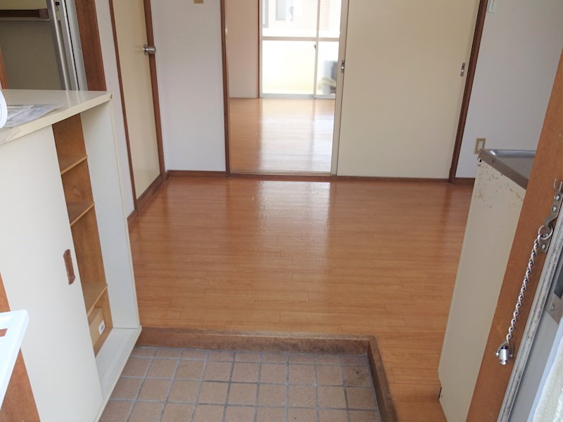 第三アベハウス 玄関