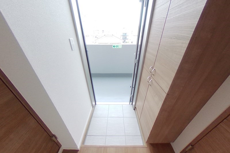 グランバロン イースト 玄関